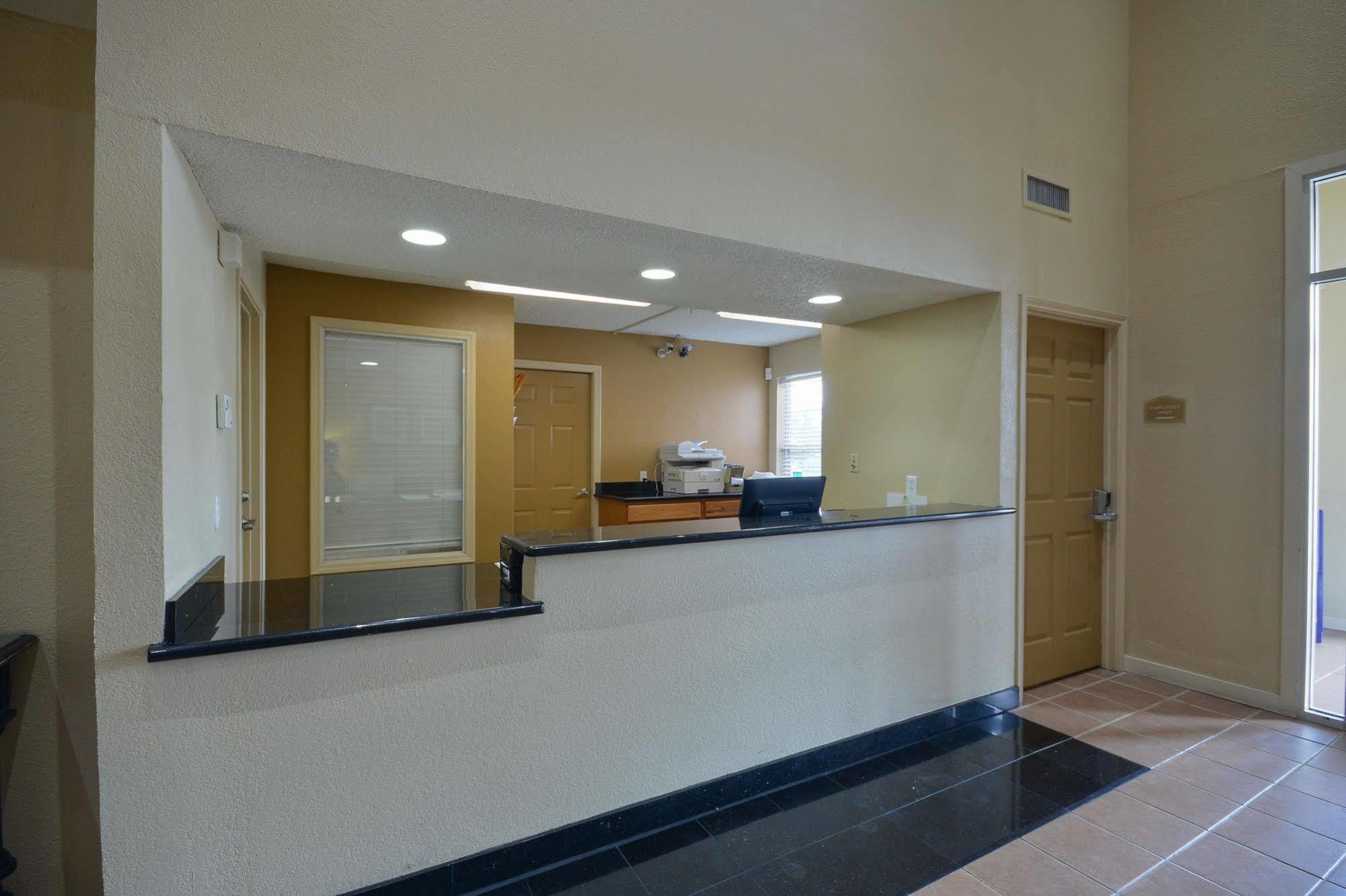 Intown Suites Extended Stay Select Houston Tx - Brookhollow Exteriér fotografie